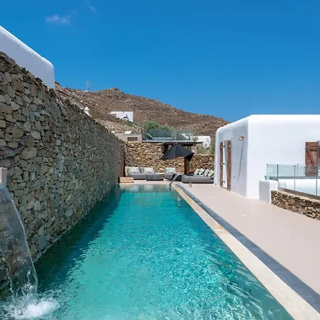 Lavrodos Villa *